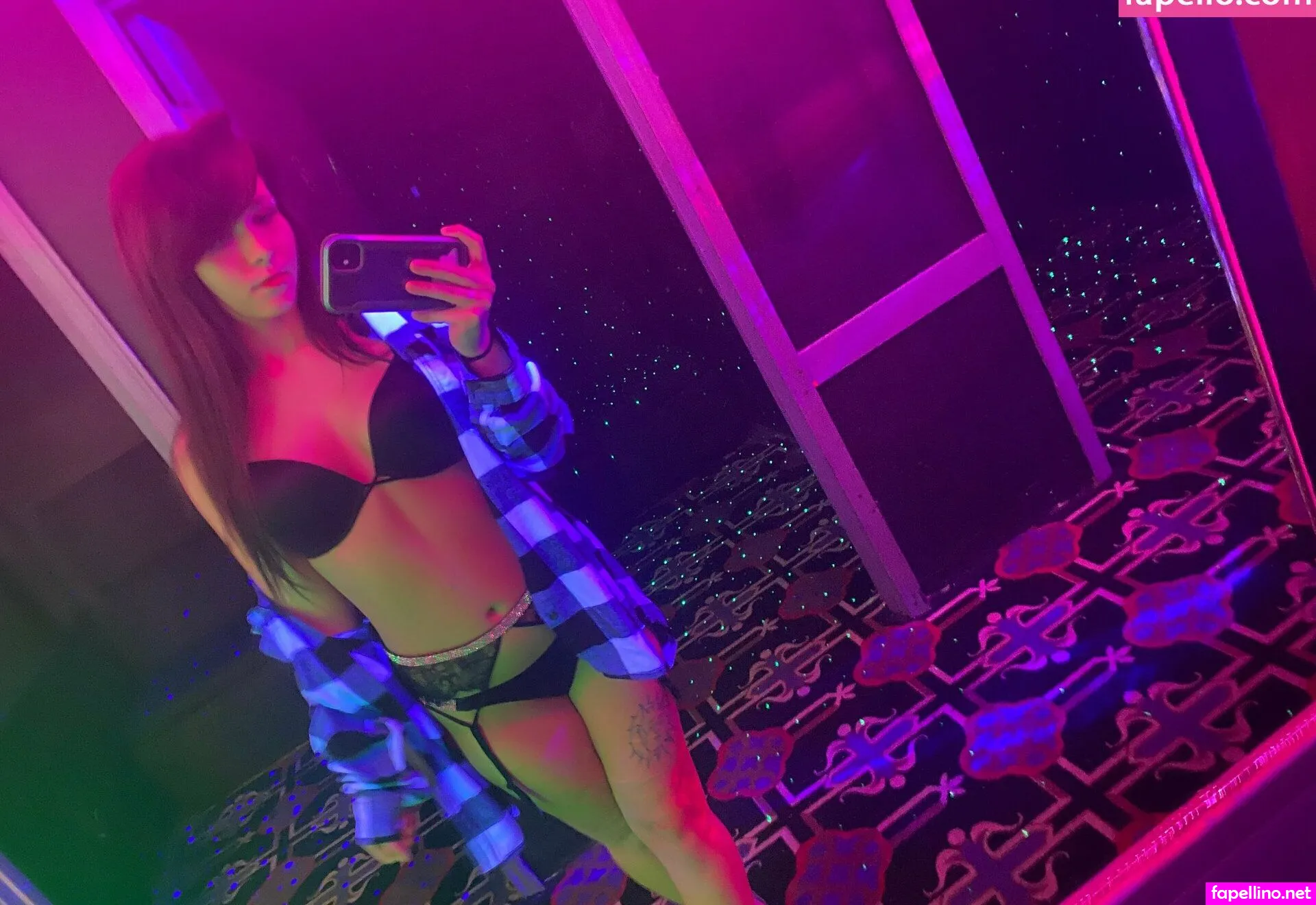 Aliceinherwonderland1