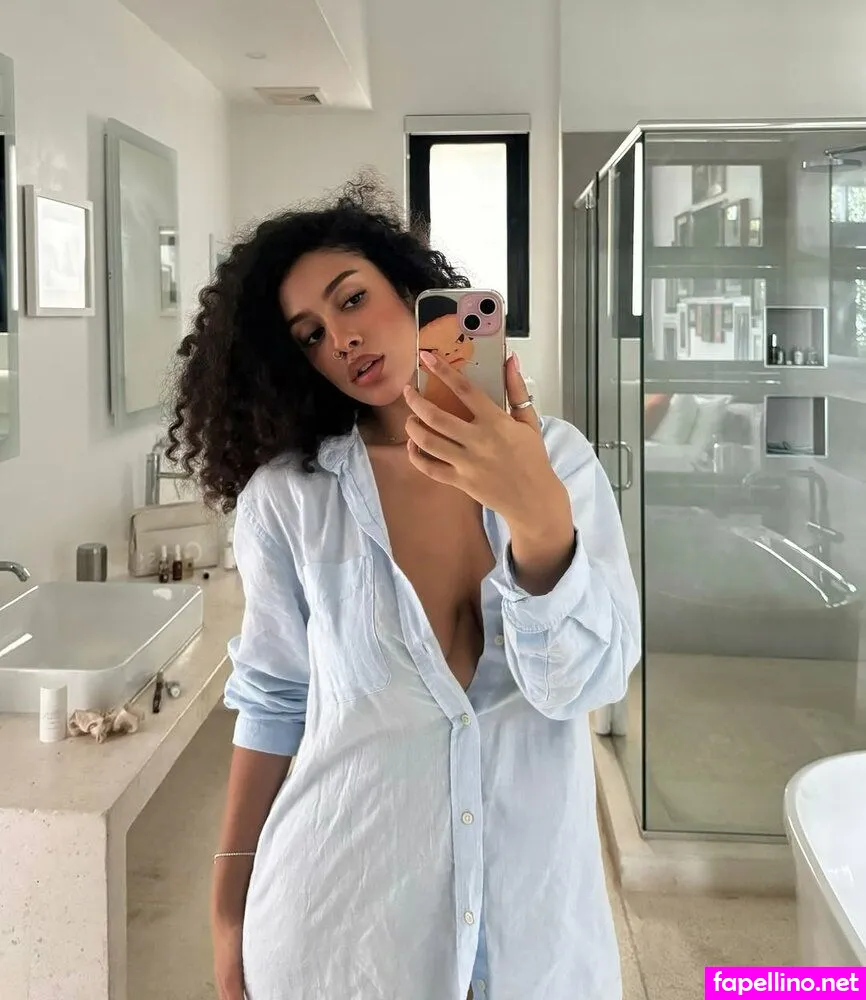 Angel Sophia Macklin