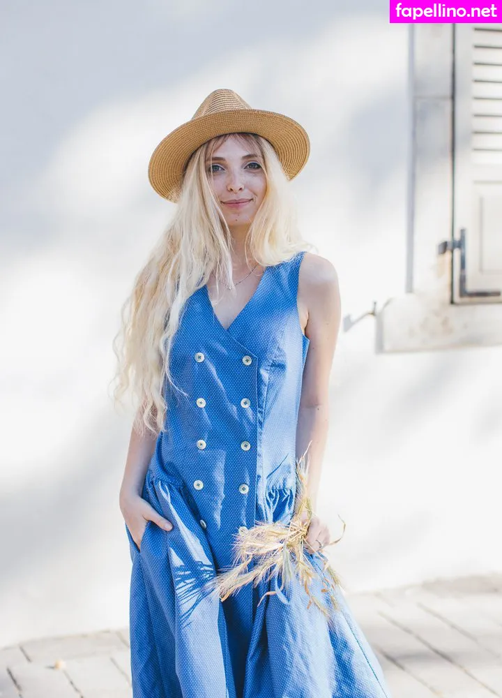 Anna Bella Narodetsky