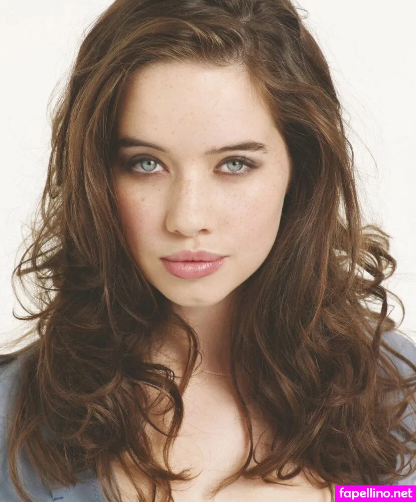 Anna Popplewell
