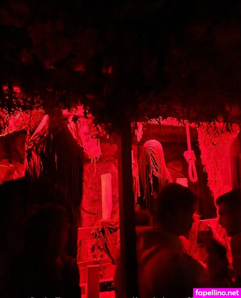 Aprilpaisleyofficialfree