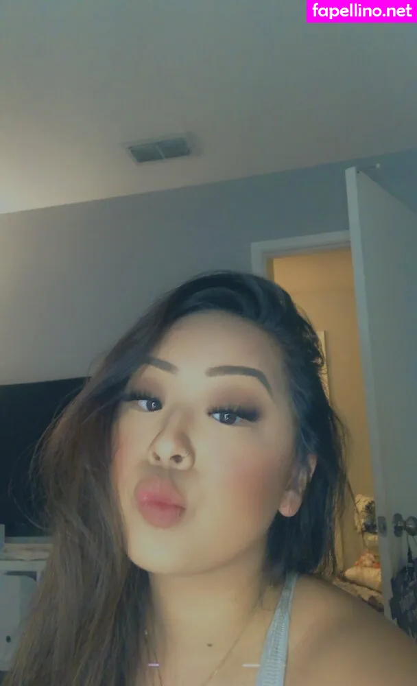 Asianbbygirl18