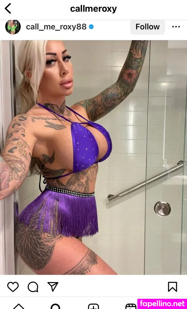 Big Tits Blonde Roxy