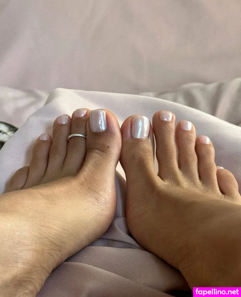 Browngirl Foot Fantasy