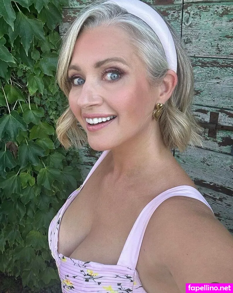 Celebrity Guilty Pleasures Underrated Women