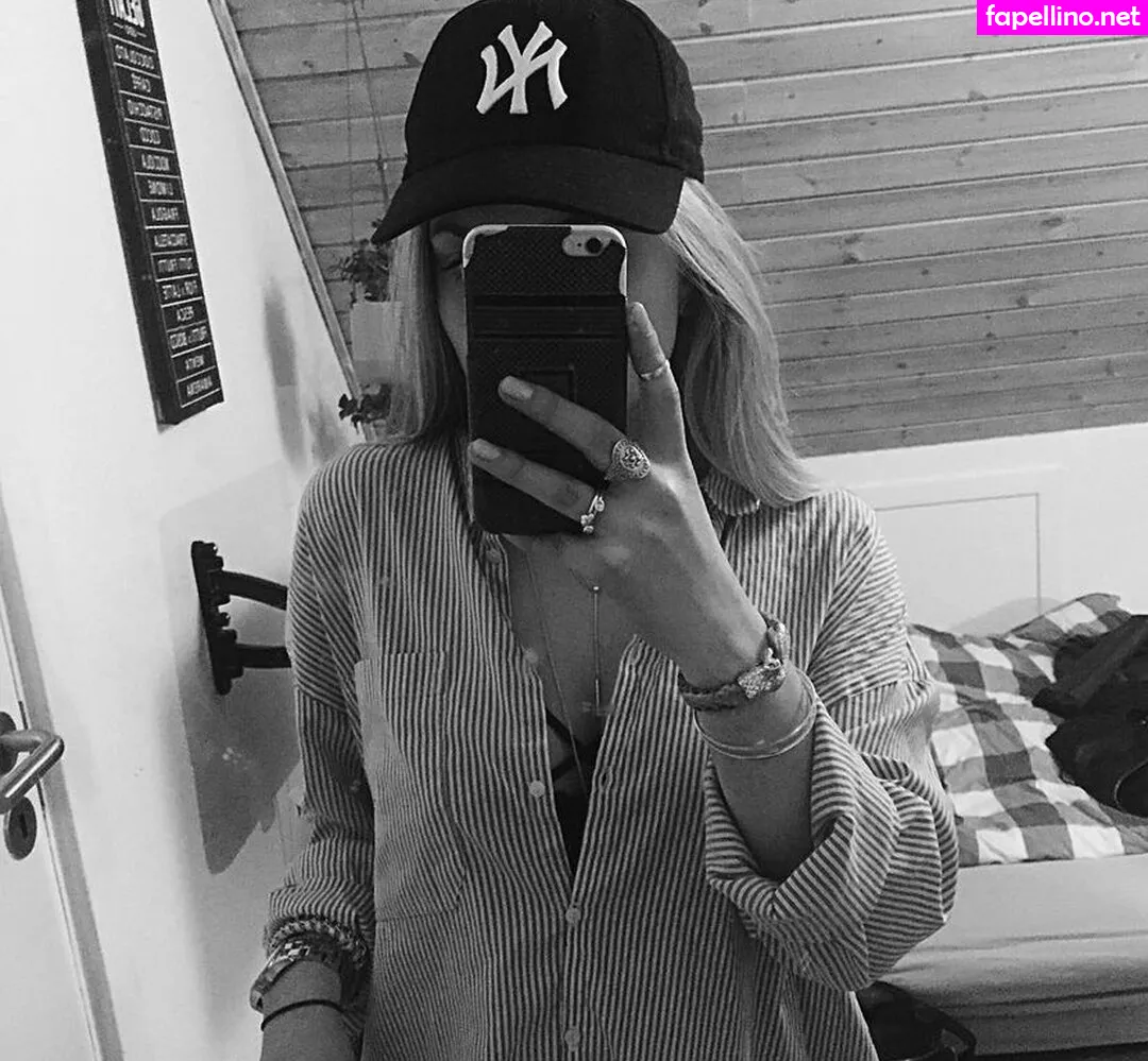 Christiane L Therkelsen