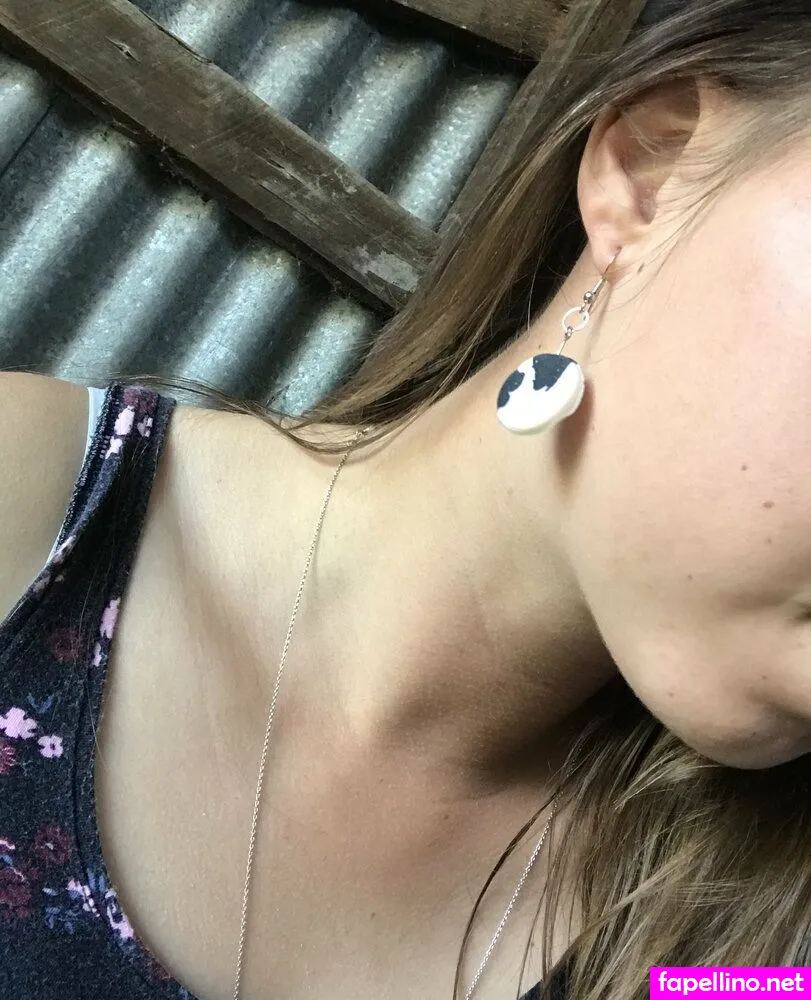 Daddyslittlefarmgirl