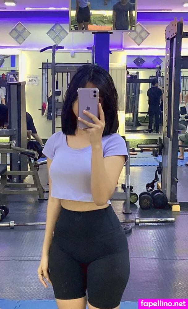 Eaint Hmu Paing Eainthmupaing01