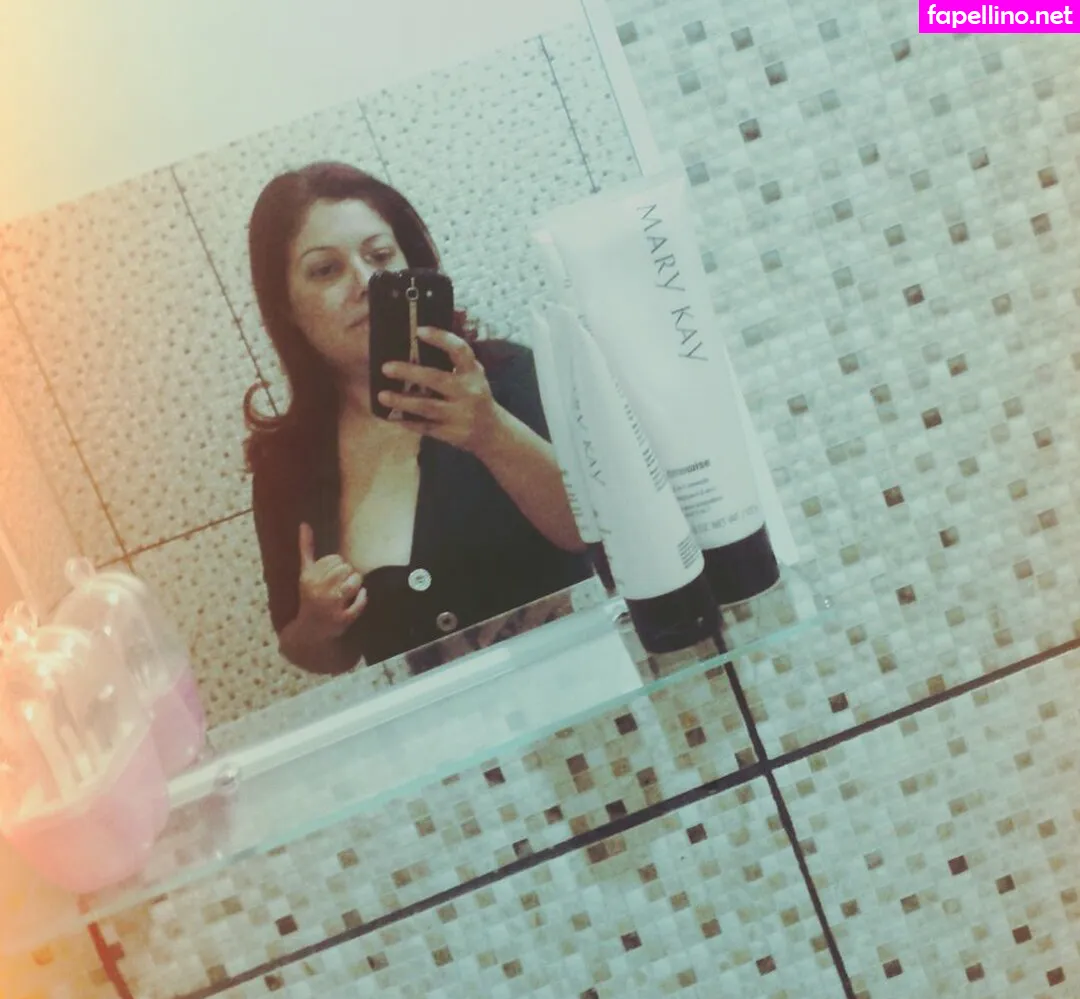 Exibam Sua Companheira