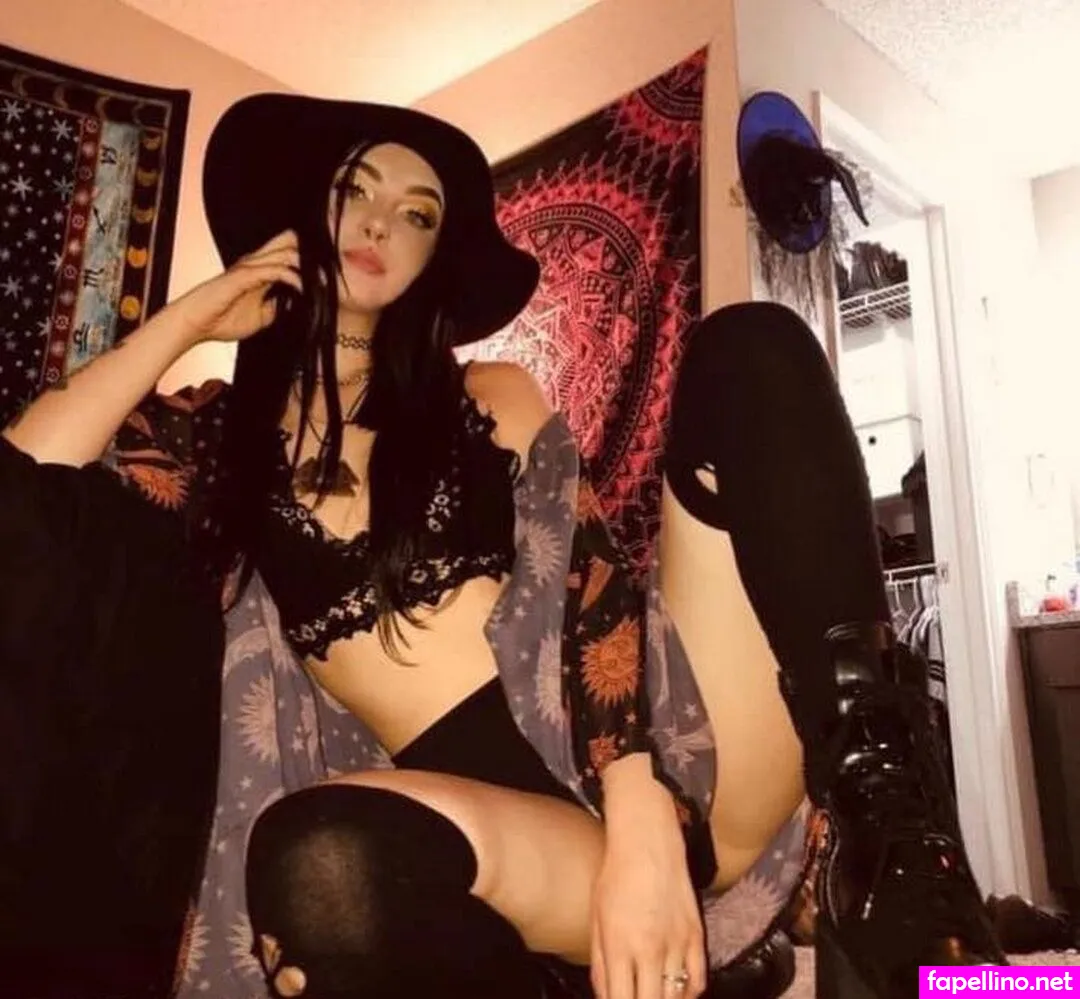 Fayfairygothwitchamethystx