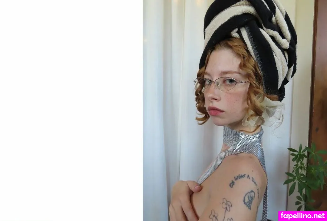 Francesfarmer420 Contrachloe Chloe Woodard