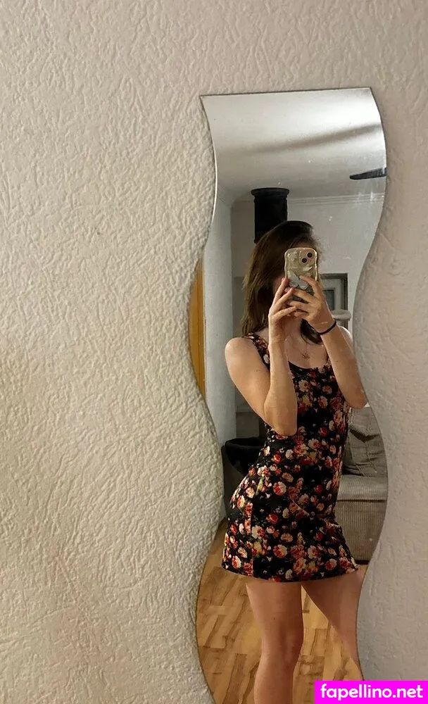 Hat Wer Was Von Ihr Scheint Mir Hot Zu Sein