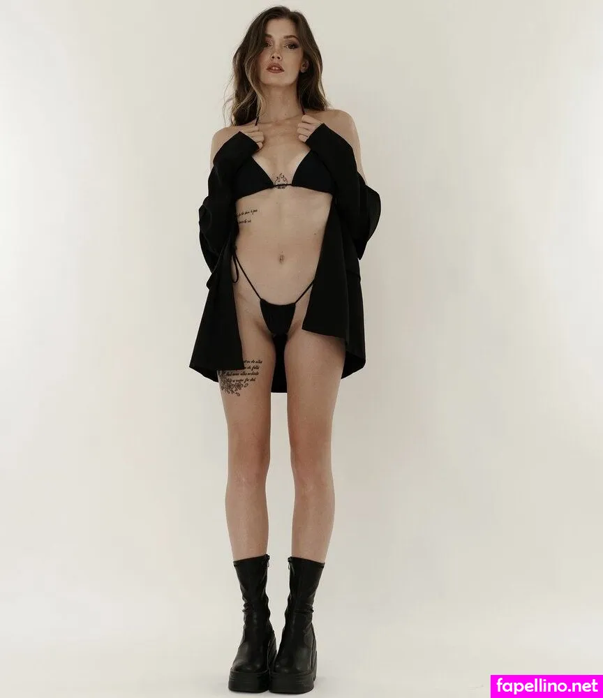 Isabell Malavasi Isabellmalavasi Isi Shuffles