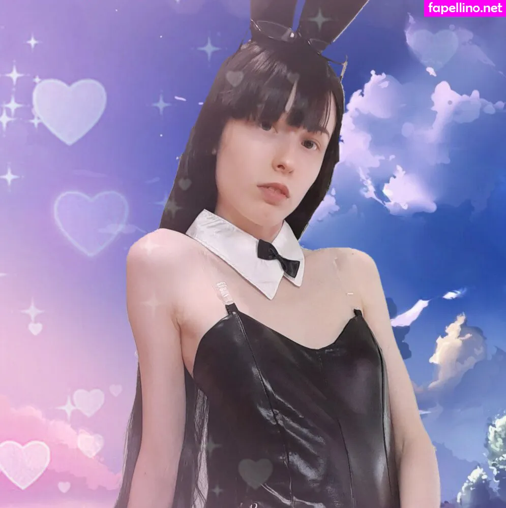 Kiki Glitter Cosplay 1