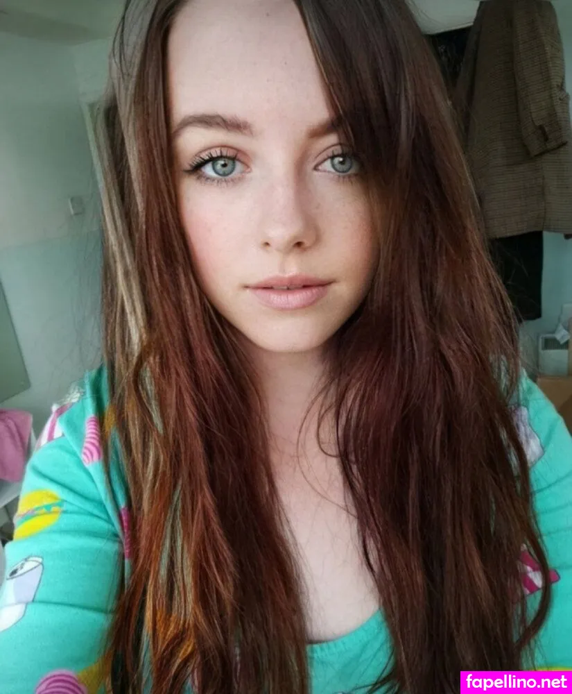 Kitty Rose Geeky Library Girl