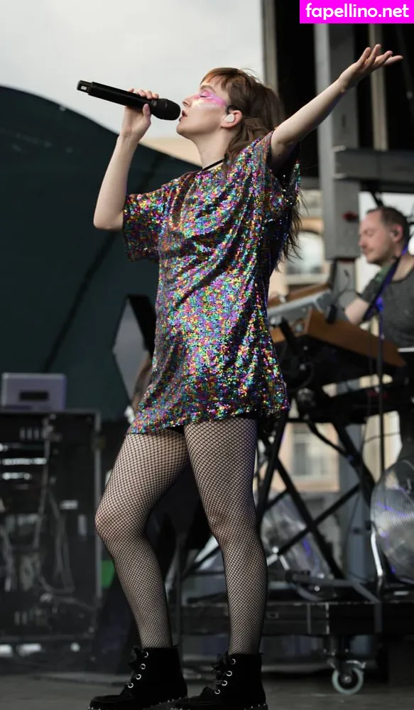 Lauren Mayberry