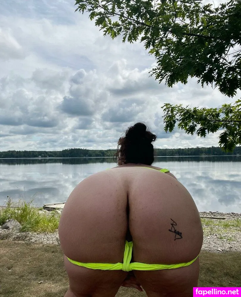 Lilcurvyqueenb