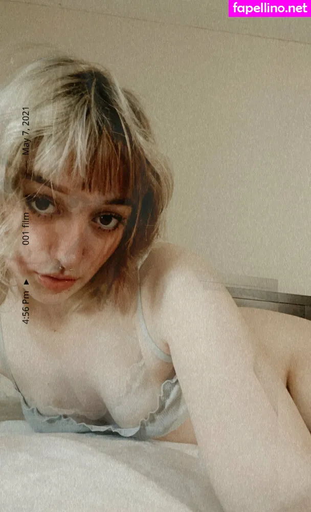 Lilhoneydoeeyes Free