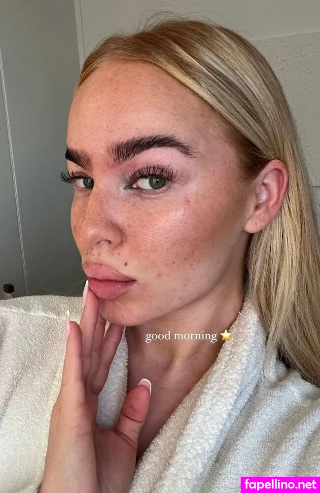 Lilycharlottevoss