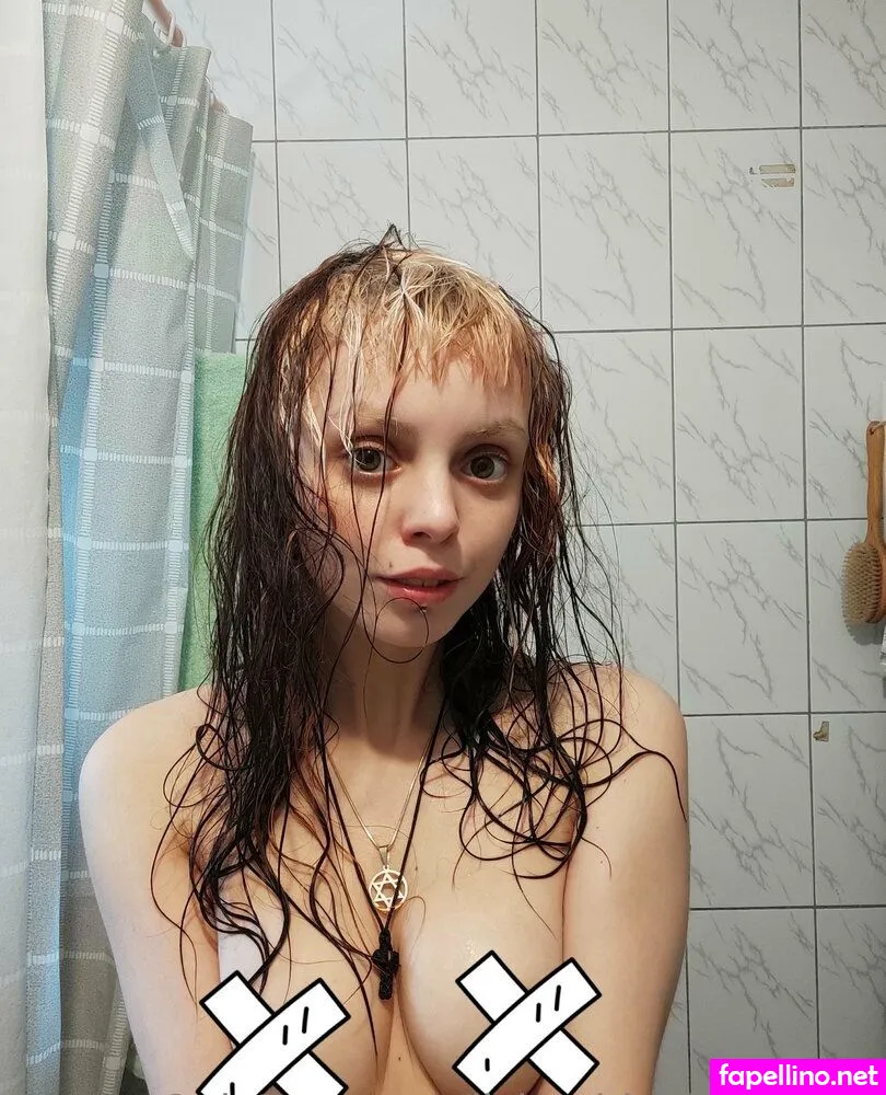 Lizi Goldenblazefree