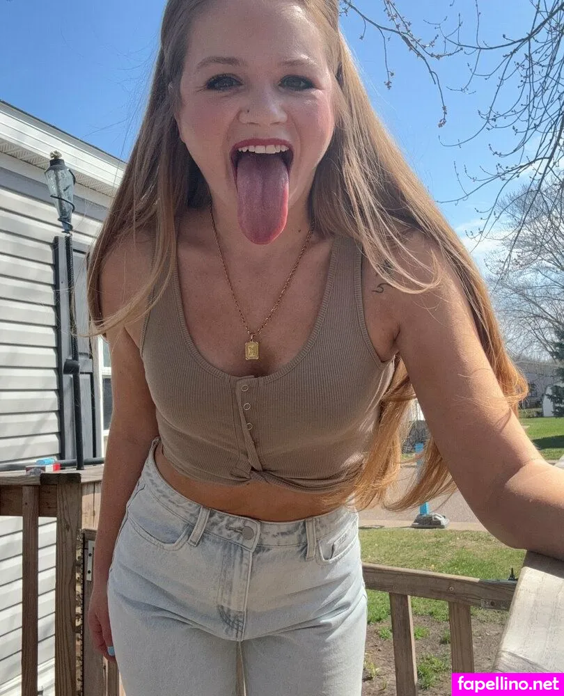 Longtonguekate2 0