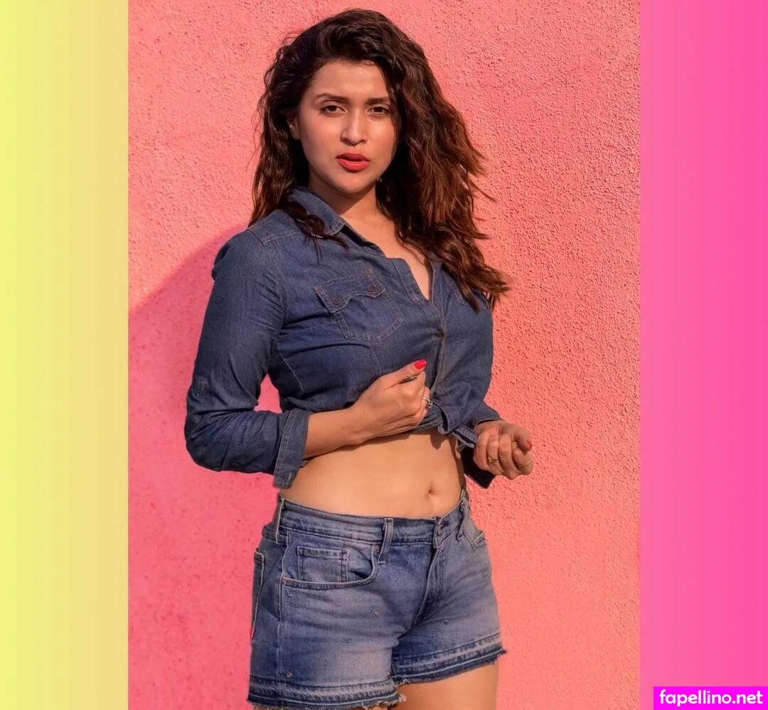Mannara Chopra