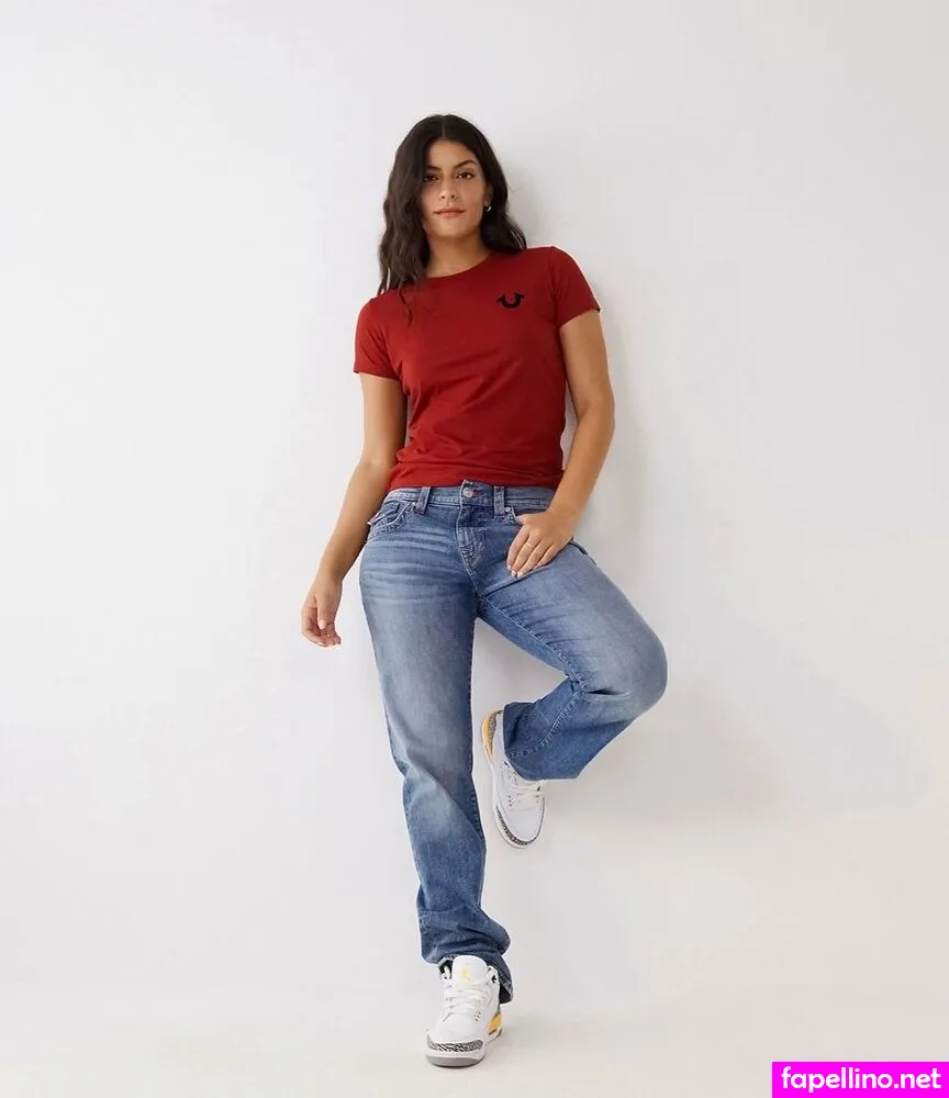 Manuela Alvarez Hernandez