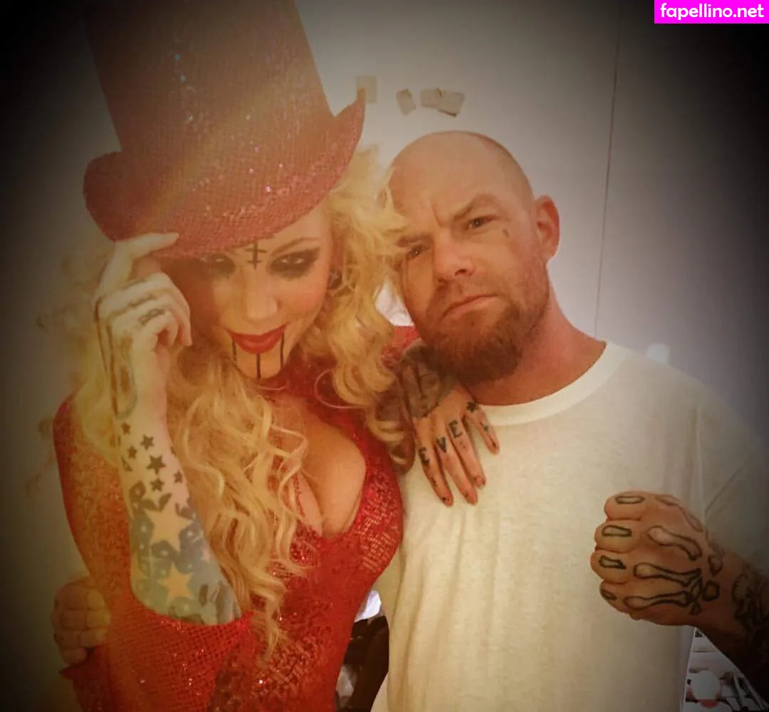 Maria Brink