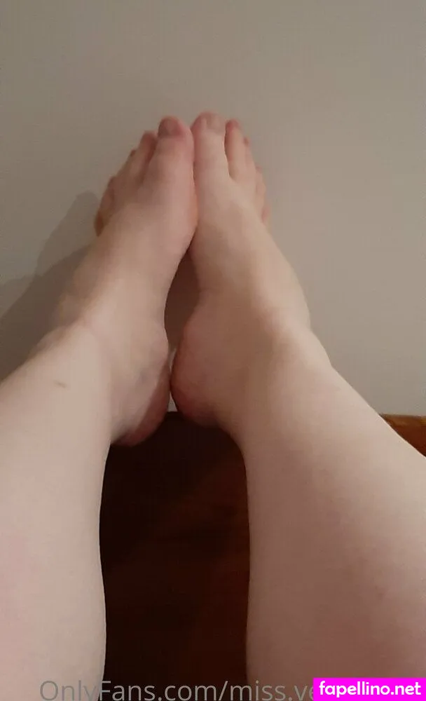 Miss Velvet Star Free