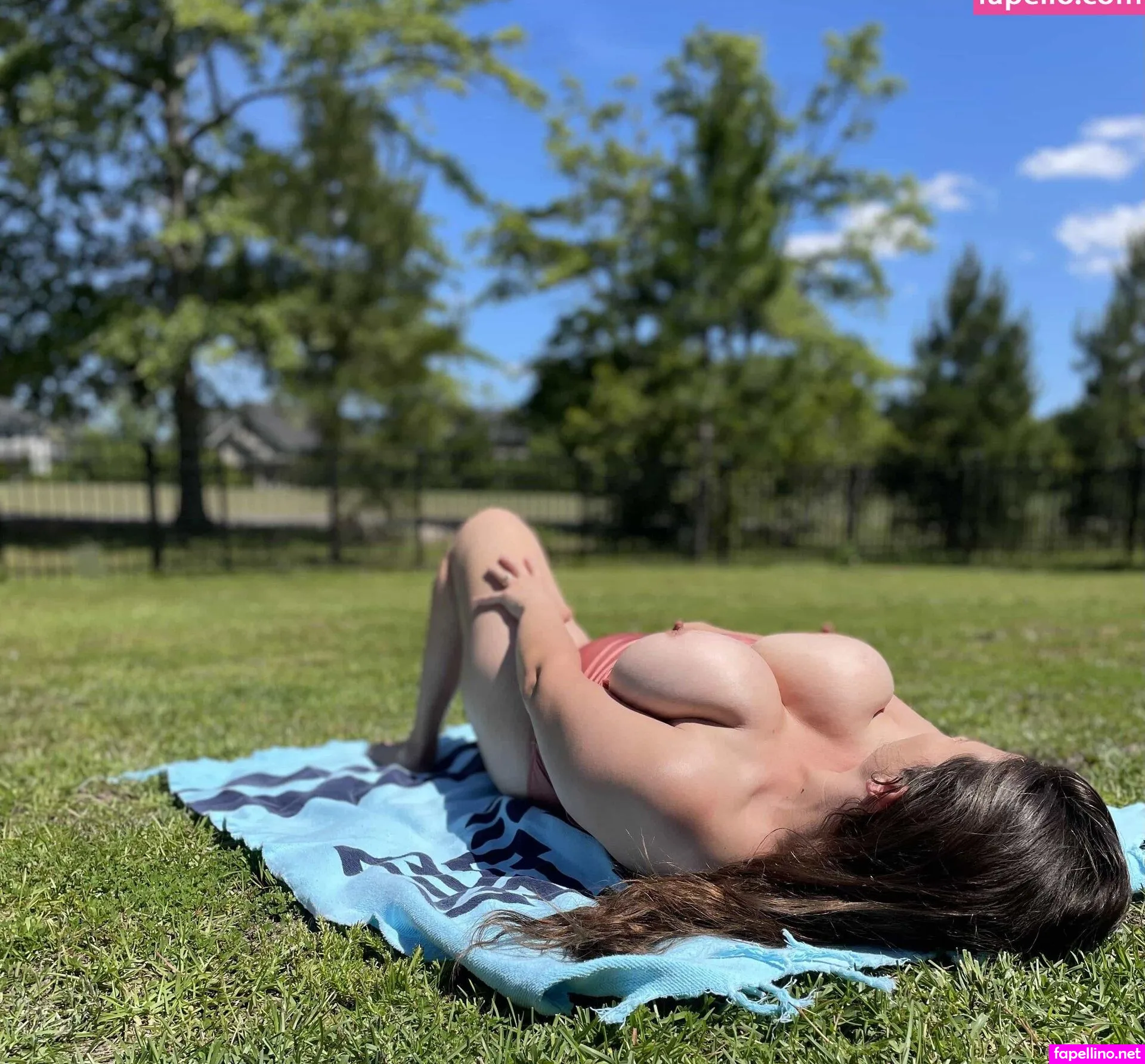 Mollie Peachy Melons