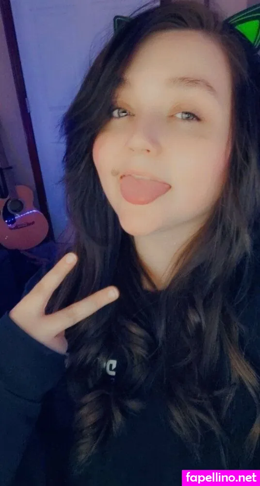 Momo Momomischief Momonoods