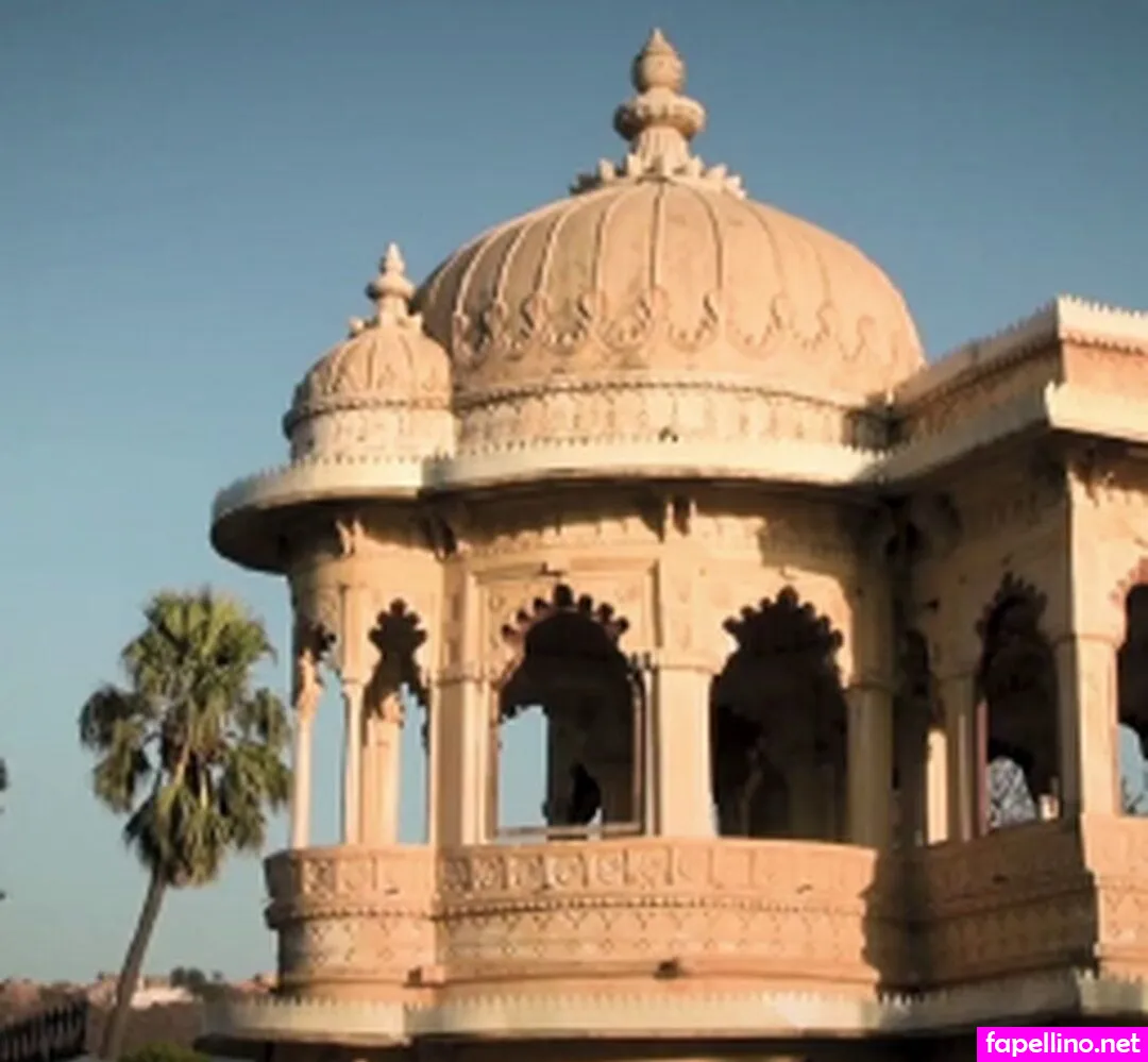 Naomi Scott Deepfake