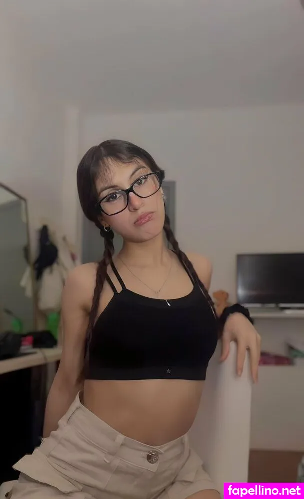 Nerdy Evelyn