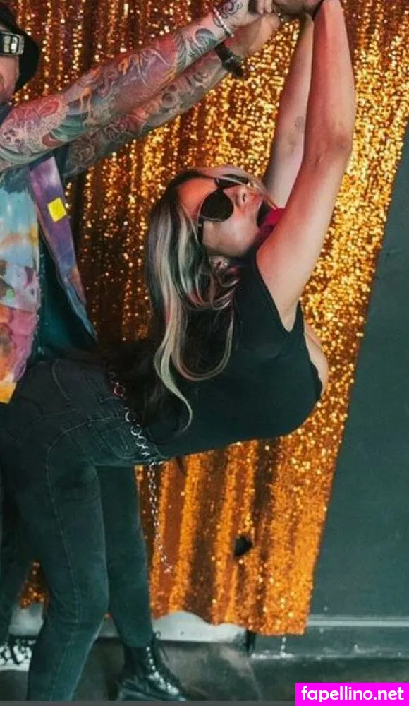 Noheli Nx0tel0 Fl0r Divina