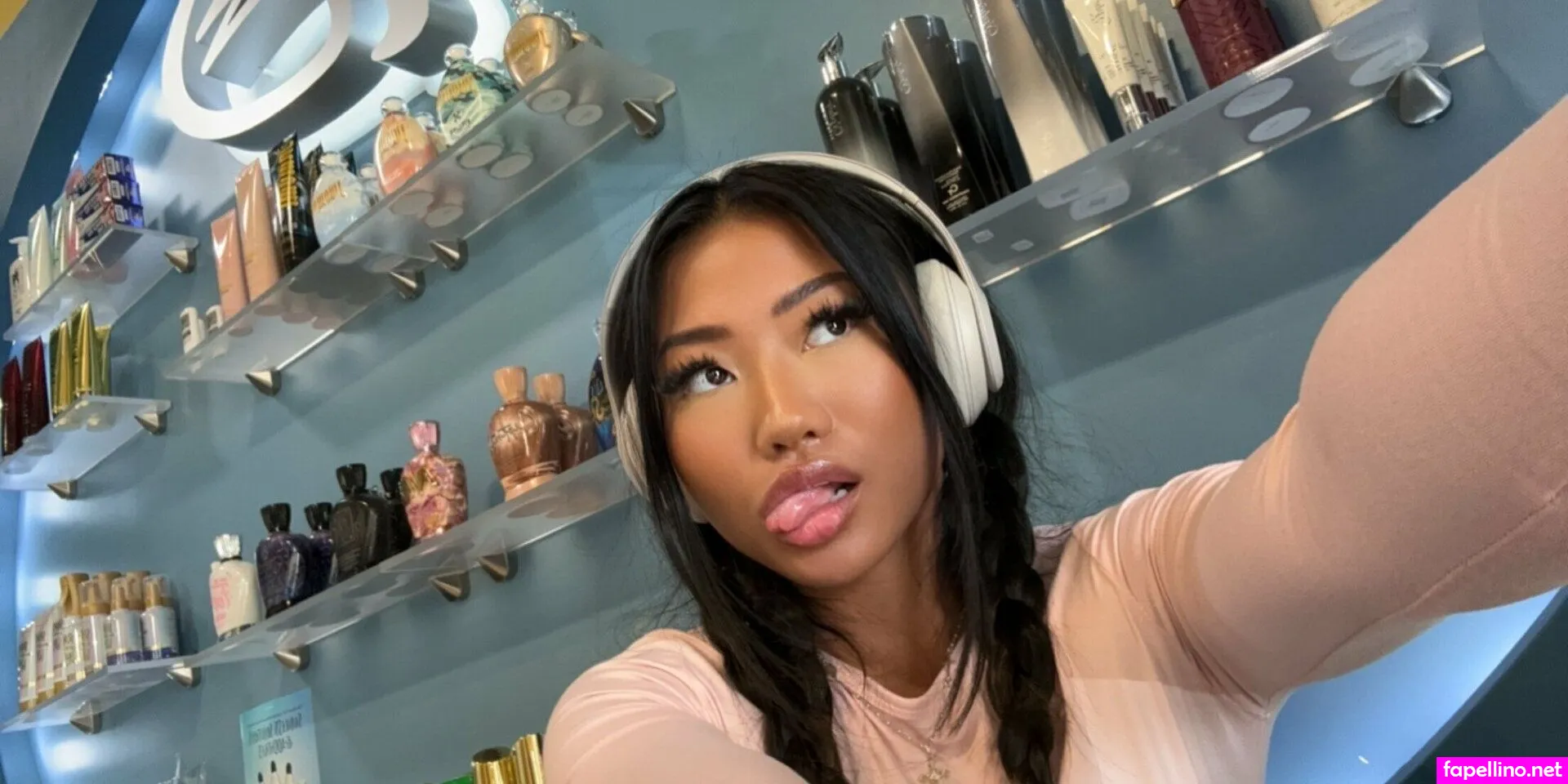 Officialchanelfoxxfree