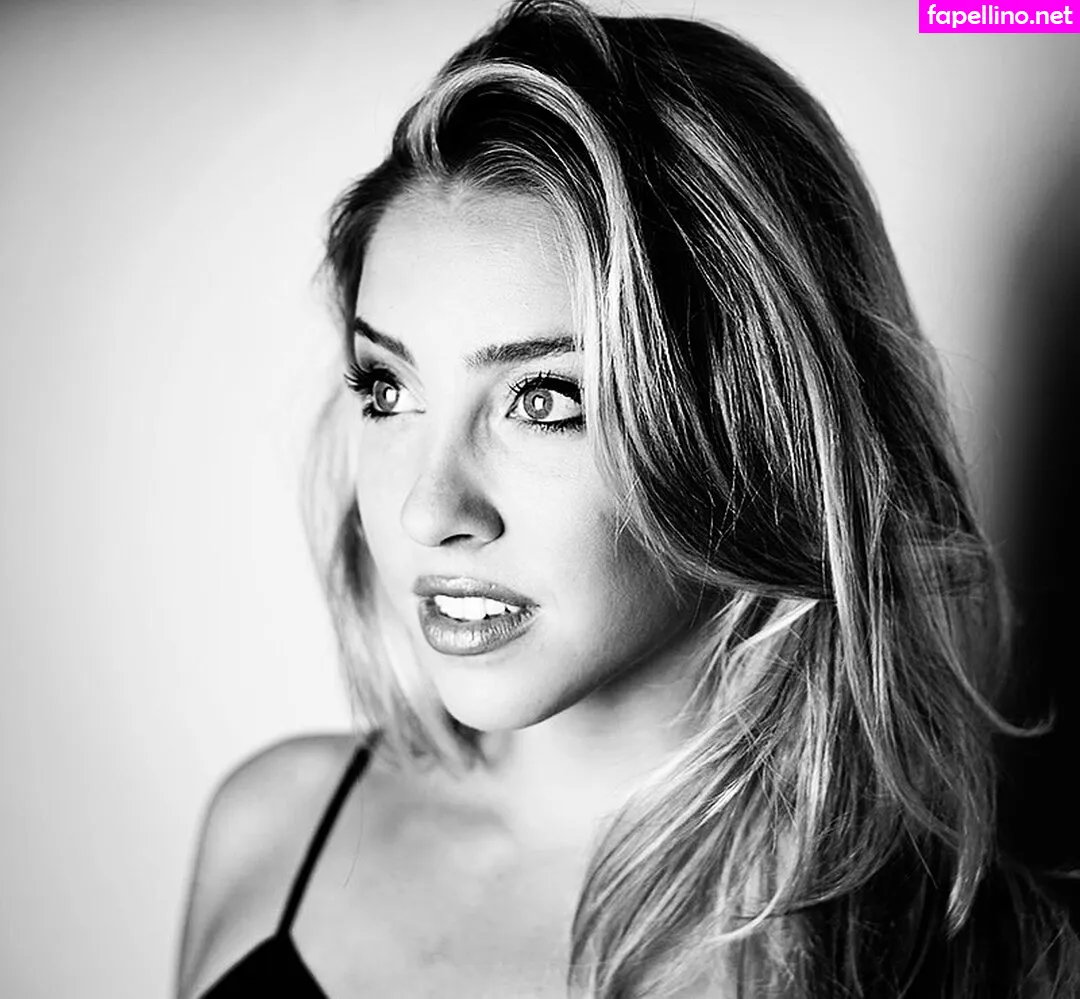 Olivia Harlan Dekker