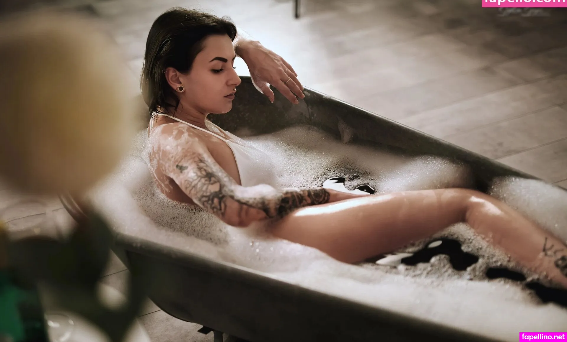 Panda Lisa Panda Inside