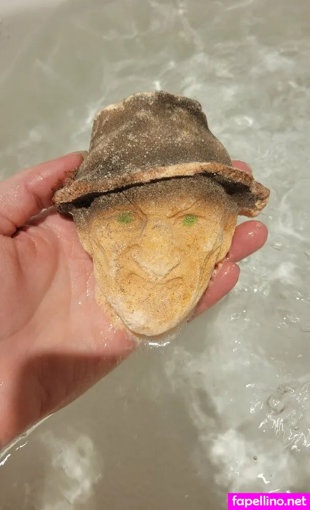 Redheadgothwitch0730