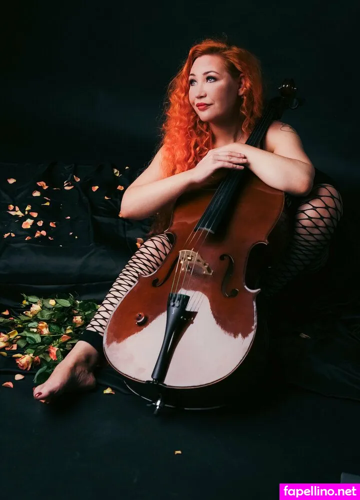 Sexycellistfree