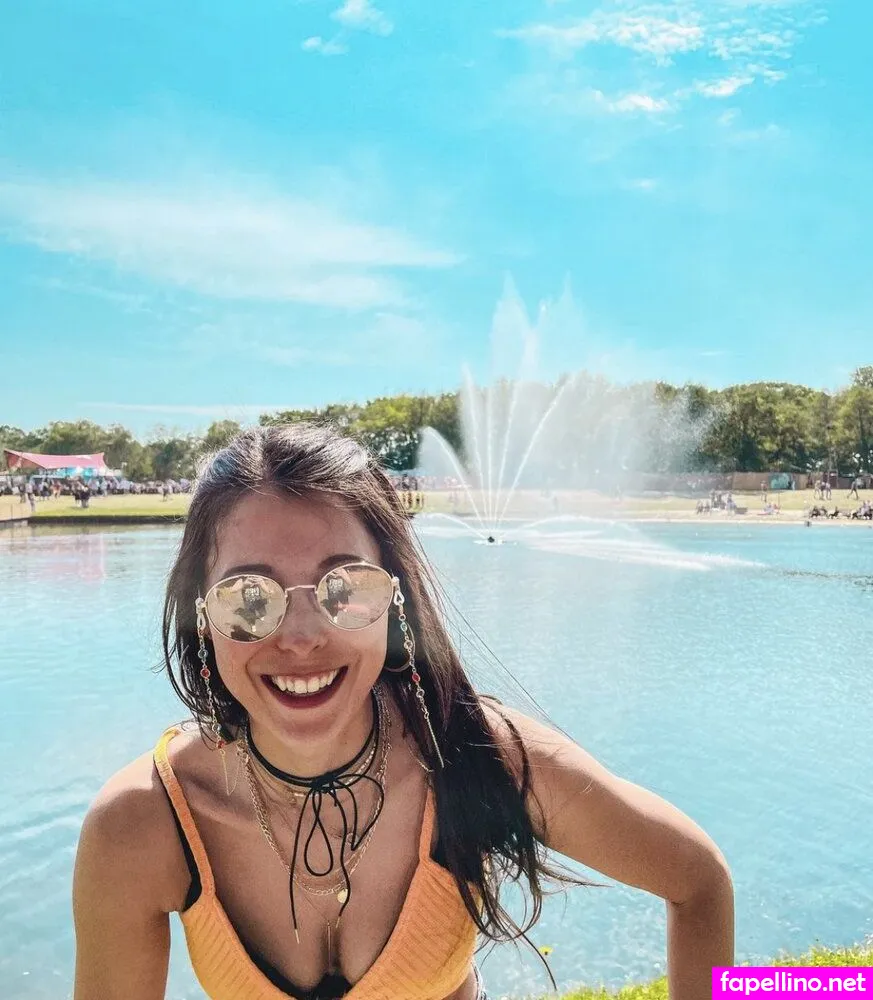 Sherina Helbert She Rina