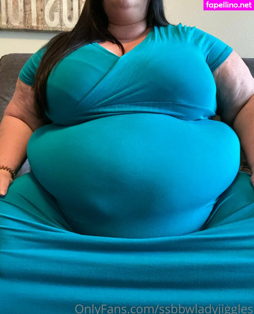Ssbbwladyjiggles
