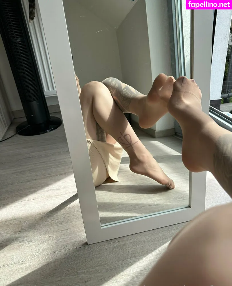 Tattoos Legs Nylons Free 1
