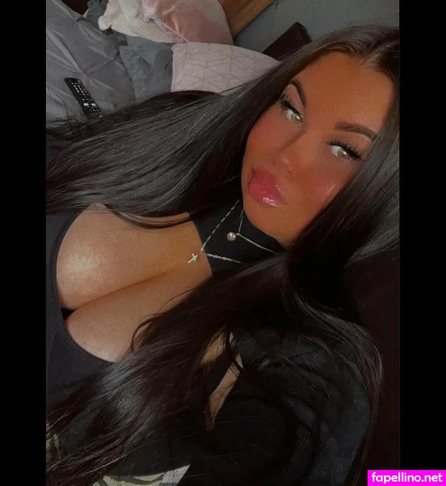 Taylor Leigh Leonard