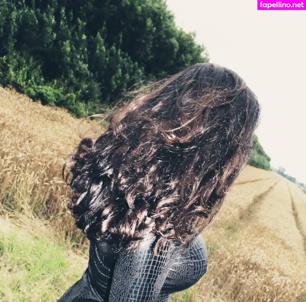 Valentina Lavida Old