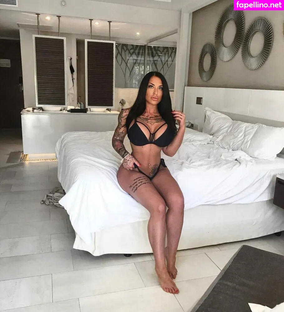 Vanessa Bootybuilder