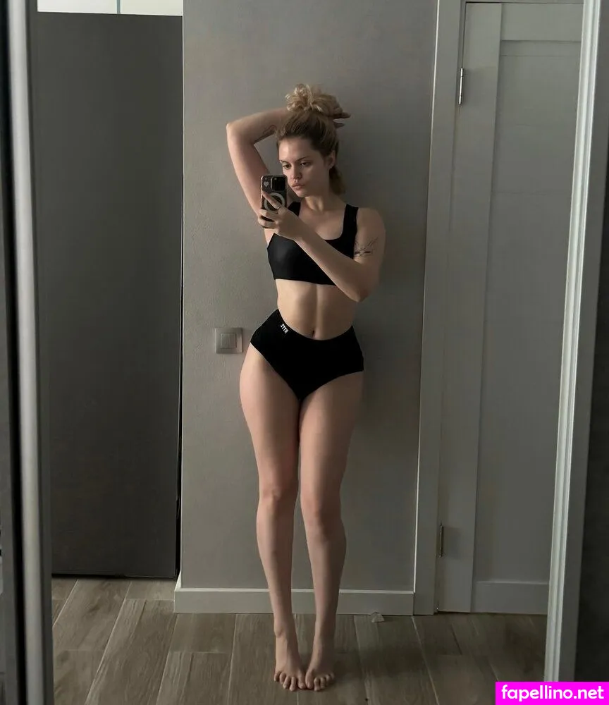 Yana Martin Yanamartinn Mar T Ina