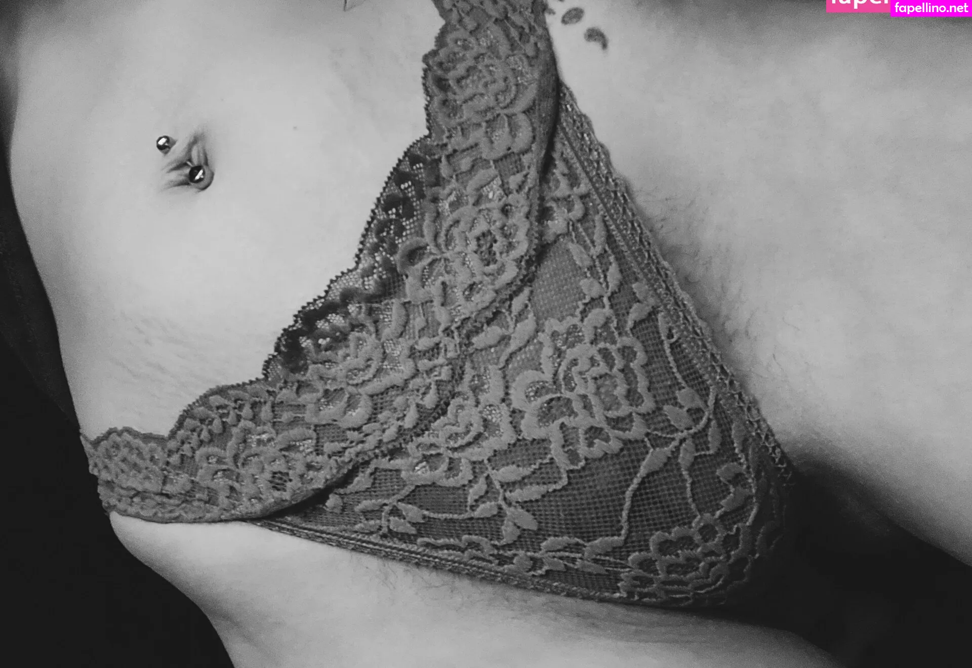 Yourfavoritecanadianmilf